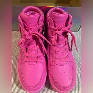 Girls Skechers Street Size 2